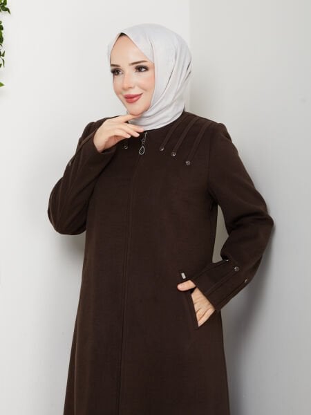 Kaşe Çakmalı Manto