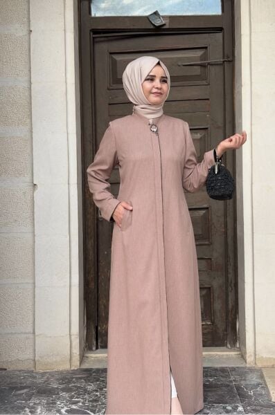 Venüs Kumaş Broşlu Pardesü