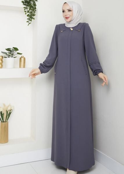 Yaka Broşlu Krep Kumaş Pardesü